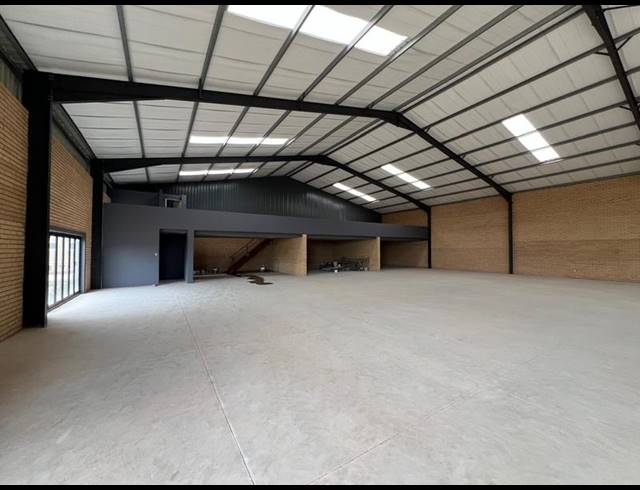 INDUSTRIAL PROPERTY TO RENT IN MKONDENI